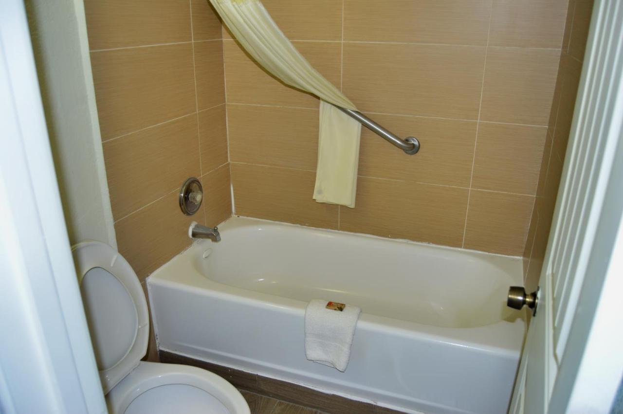 Americas Best Value Inn Hardeeville Buitenkant foto