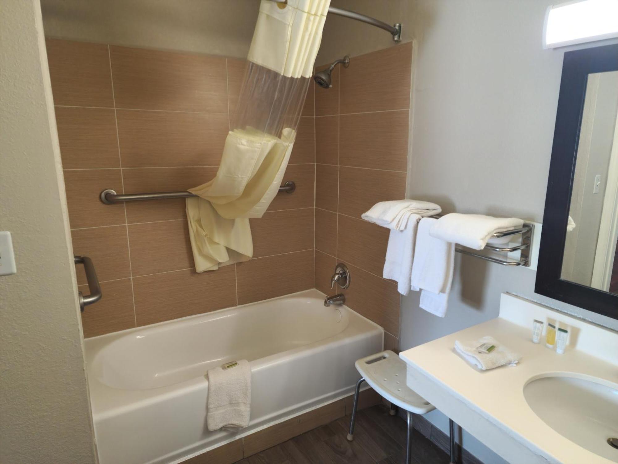 Americas Best Value Inn Hardeeville Buitenkant foto